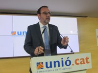 UDC está "abierta a hablar" la propuesta de Mas pero sin olvidar el modelo social