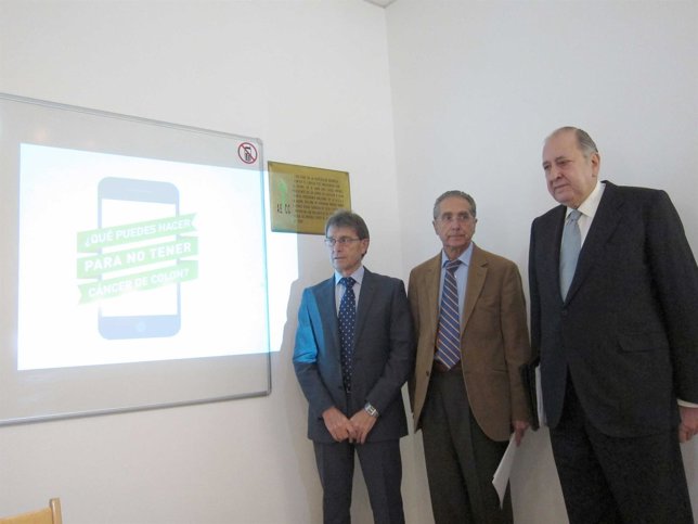 Pino, Fernández y Plaza en la rueda de prensa