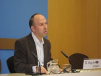 CHA pide destinar la mitad de la partida de la línea 2 del tranvía a la actualización del Plan de movilidad