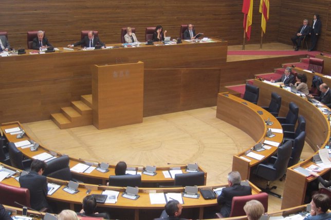 Pleno de las Corts Valencianes