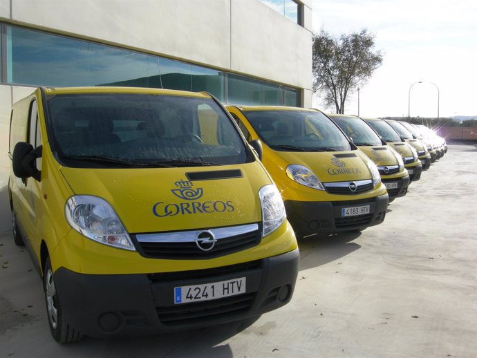 Entrega de flota de Opel a Correos