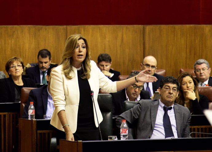 Susana Díaz en la sesión de control del Parlamento andaluz, contestando a Rojas