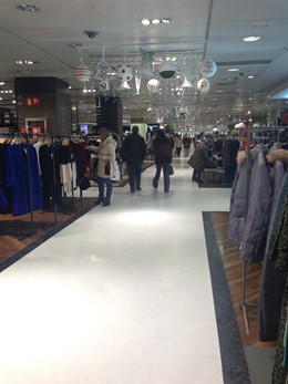 Recursos de compras de Navidad - ropa - zapatillas - tienda