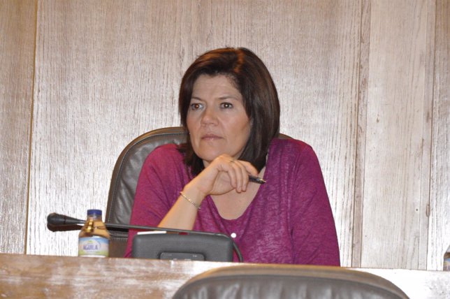 La diputada de CHA, Carmen Martínez, este jueves en el pleno