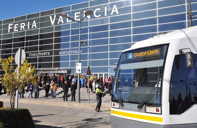 Servicio De Tranvía A Feria Valencia