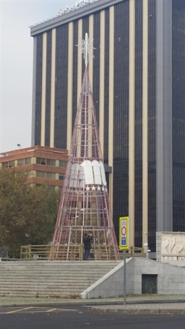 Árbol patrocinado por Mahou