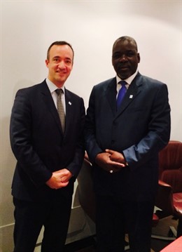 Francisco Martínez se reúne con Abdramane Sylla