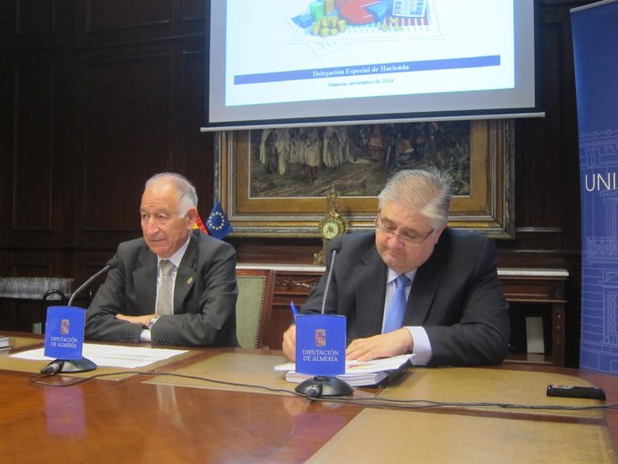Amat y Alías presentan los presupuestos de Diputación de 2015