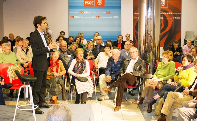 Acto público Pedro Casares, edil y candidato del PSOE 