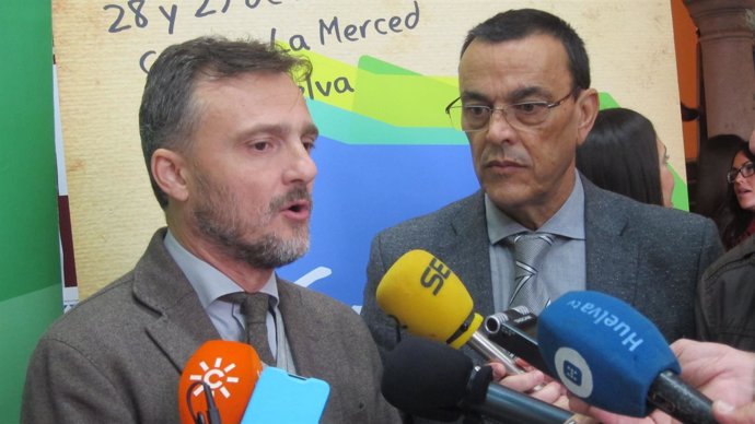 El presidente de la Diputación de Huelva, Ignacio Caraballo, y José Fiscal.