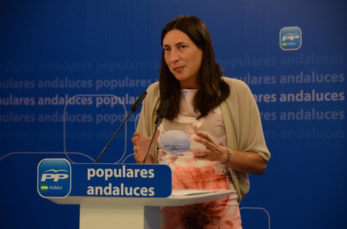 Dolores López Gabarro, en rueda de prensa
