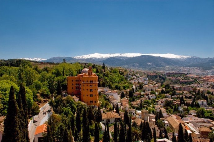 Hotel Alhambra Palace