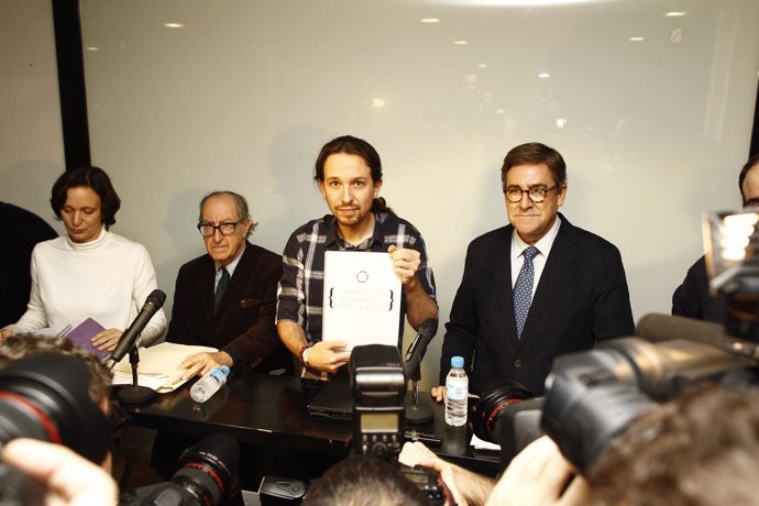 Pablo Iglesias, Carolina Bescansa, Vincenç Navarro y Juan Torres 