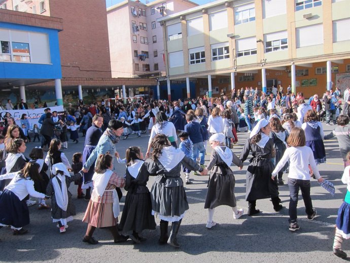 Fiesta del Euskera en Arteagabeitia Ikastetxea de Barakaldo
