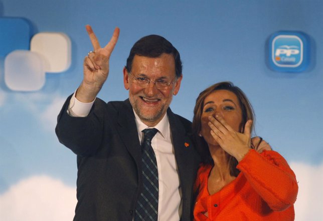 Rajoy con Sánchez Camacho el 20 de noviembre de 20
