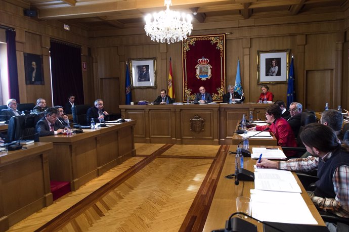 Pleno de la Diputación de Ourense