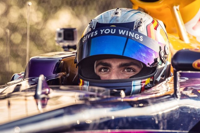 Carlos Sainz junior con Red Bull