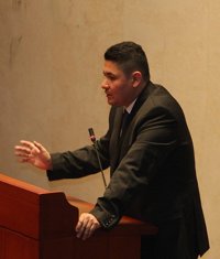 Un exjefe paramilitar de Colombia pide perdón a las víctimas de su bloque