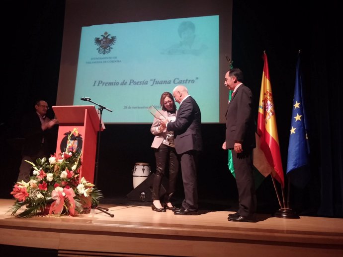 Entrega del I Premio de Poesía 'Juana Castro'