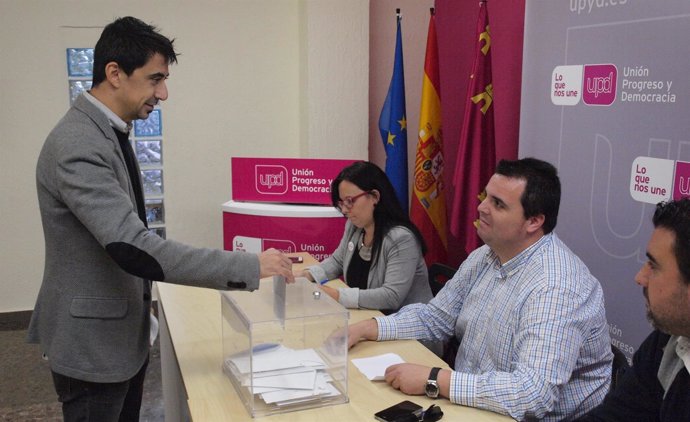 Rubén Serna liderará el proyecto de UPyD para la alcaldía de Murcia