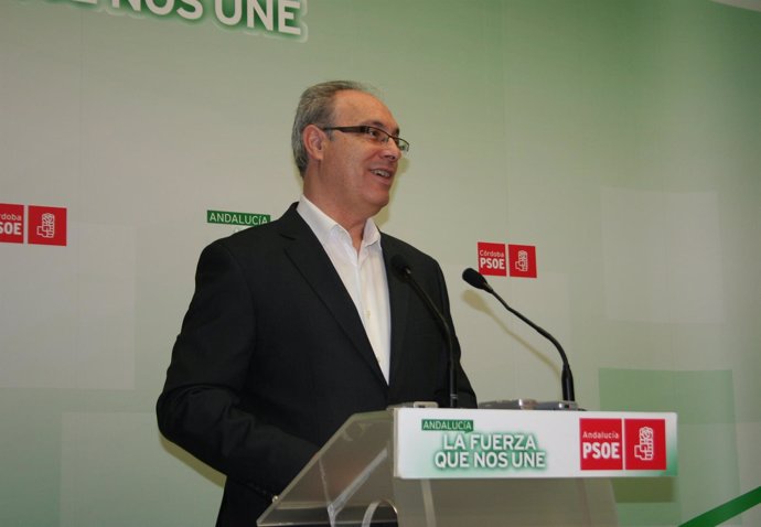 El coordinador del Consejo Territorial del PSOE-A, Juan Pablo Durán