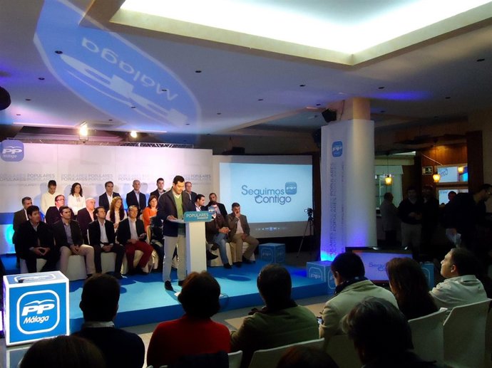Juanma Moreno en Torrox, candidatos PP Axarquía