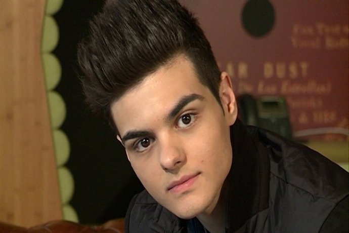 Abraham Mateo ya tiene su primera biografía oficial