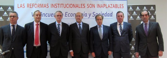 Círculos de empresarios en Sevilla.