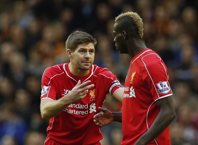 Gerrard y Balotelli