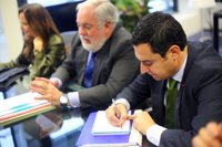 Moreno pide un "macroproyecto ambicioso" para que los andaluces se beneficien "lo máximo posible" del Plan Juncker