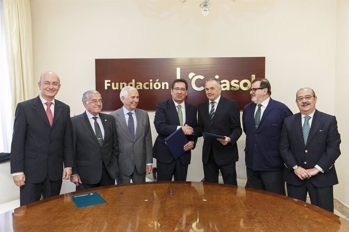 Fundación Cajasol y Fundación Real Betis firman convenio