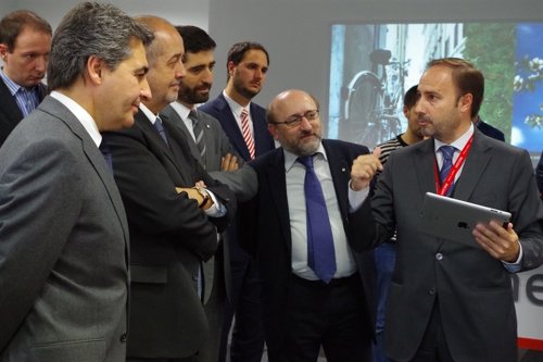 El conseller F.Puig en el nuevo Centro de Servicios Compartidos de Ricoh
