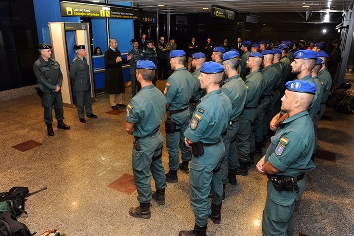 El director de la Guardia Civil recibe a los agentes en República Centroafricana