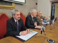 Torre insiste en que el principal problema de Alcoa es el precio de la luz y lo debe solventar el Ministerio