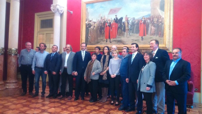 El presidente del Govern, José Ramón Bauzá, con el sector agrario