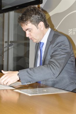 El portavoz del Ejecutivo aragonés, Roberto Bermúdez de Castro.