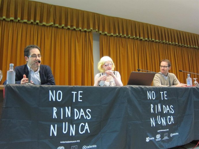 Charla de Susana Rodríguez en el marco de un programa de  FSC Inserta