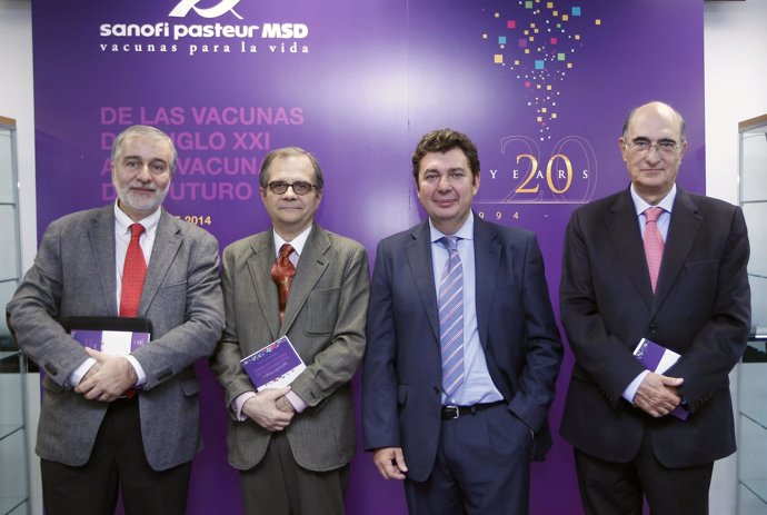 Dr. Ángel Gil, Dr. José Luis Puerta, D. Ricardo Brage, Excmo. Sr. D. Julián Garc