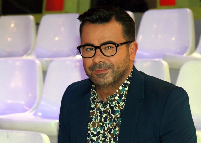 Jorge javier recoloca a sus invitados 