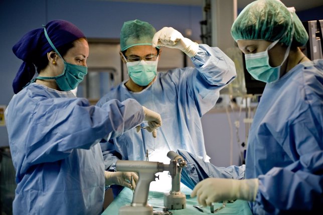 Intervención quirúrgica, operación, quirófano