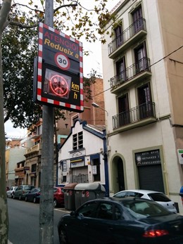 Radar pedagógico en el Camp de l'Arpa del Clot