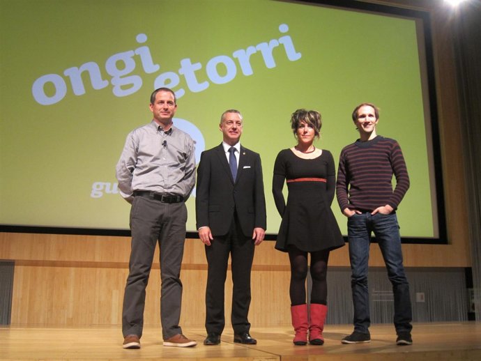 Iñigo Urkullu y Josu Waliño en el acto de '. Eus'