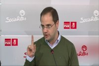 Luena cree "una forma de lamento" la "especie de petición" del PP de formar coalición con el PSOE