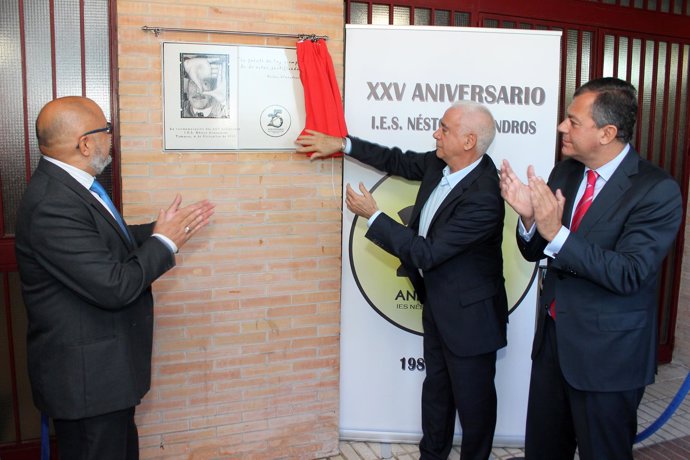 El Insituto 'Néstor Almendros' de Tomares celebra su 25º aniversario