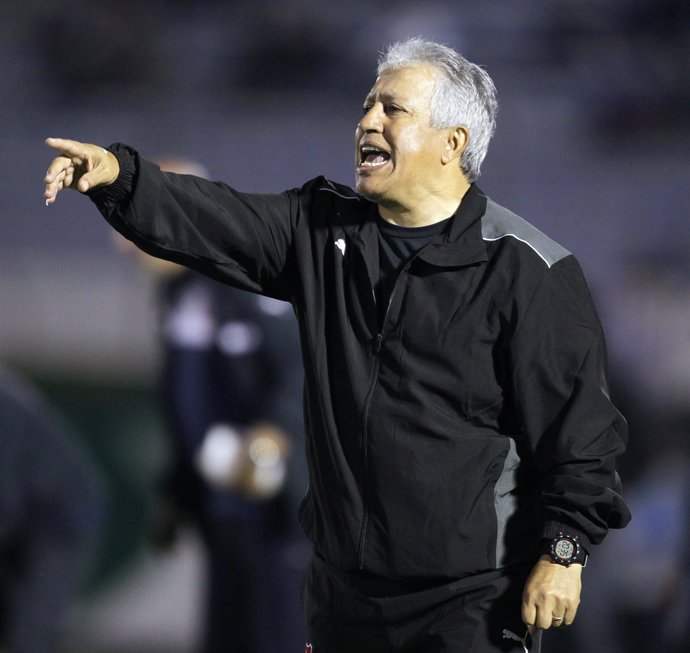 El entrenador argentino Américo Gallego