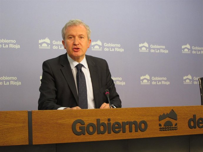 El portavoz del Gobierno riojano, Emilio del Río, analiza el Consejo