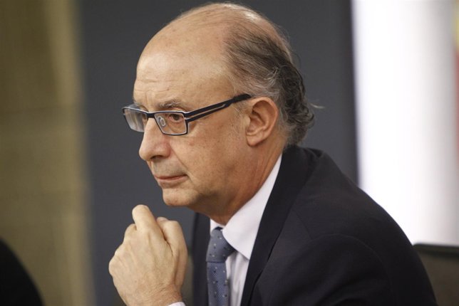Cristóbal Montoro tras el Consejo de Ministros