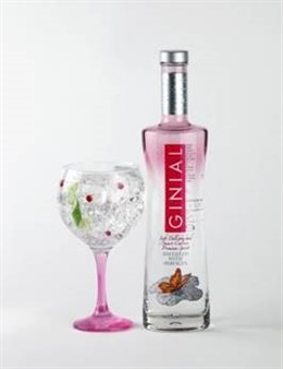 Ginebra Ginial Pernod Ricard 
