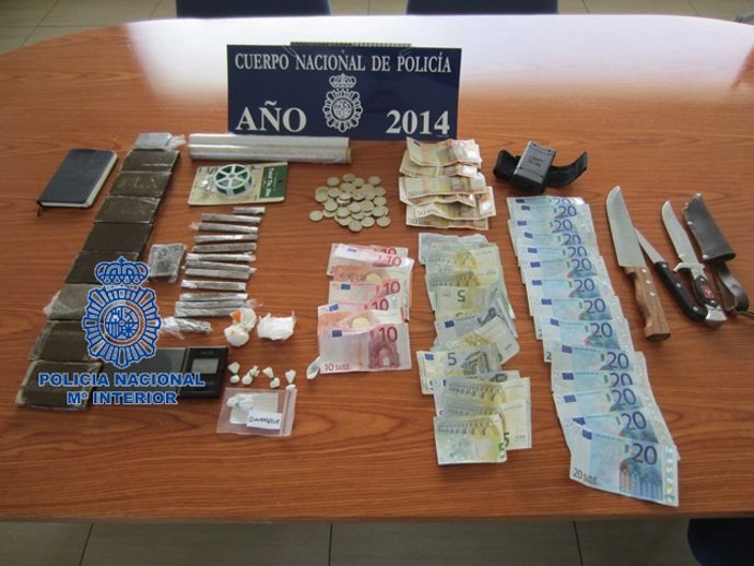 Efectos intervenidos por la Policía en Paterna