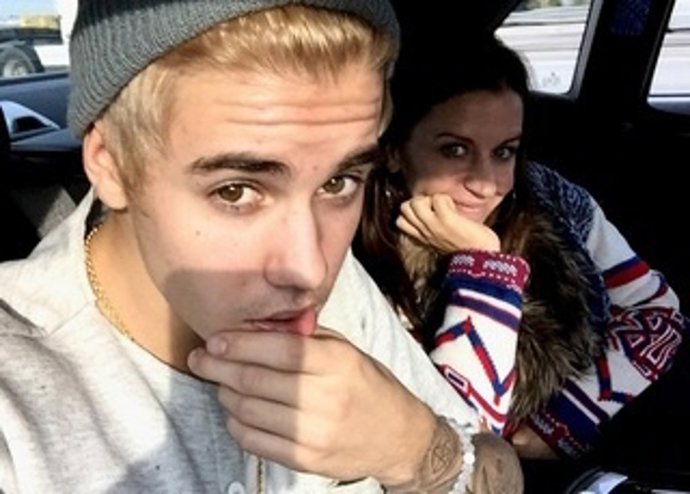 Justin Bieber es ahora el más rubio del barrio